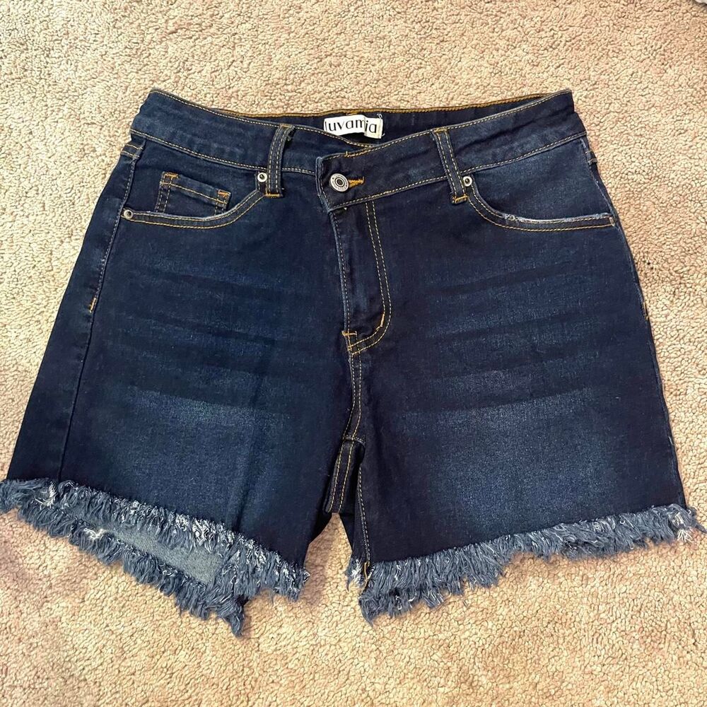 Dark wash high rise asymmetrical waist fringe shorts - size small